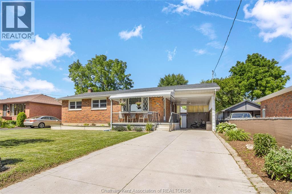 Single Family — 147 Coverdale Street, Chatham, Ontario