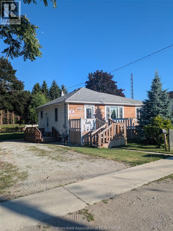 284 Colborne Street, Chatham — photograph 3