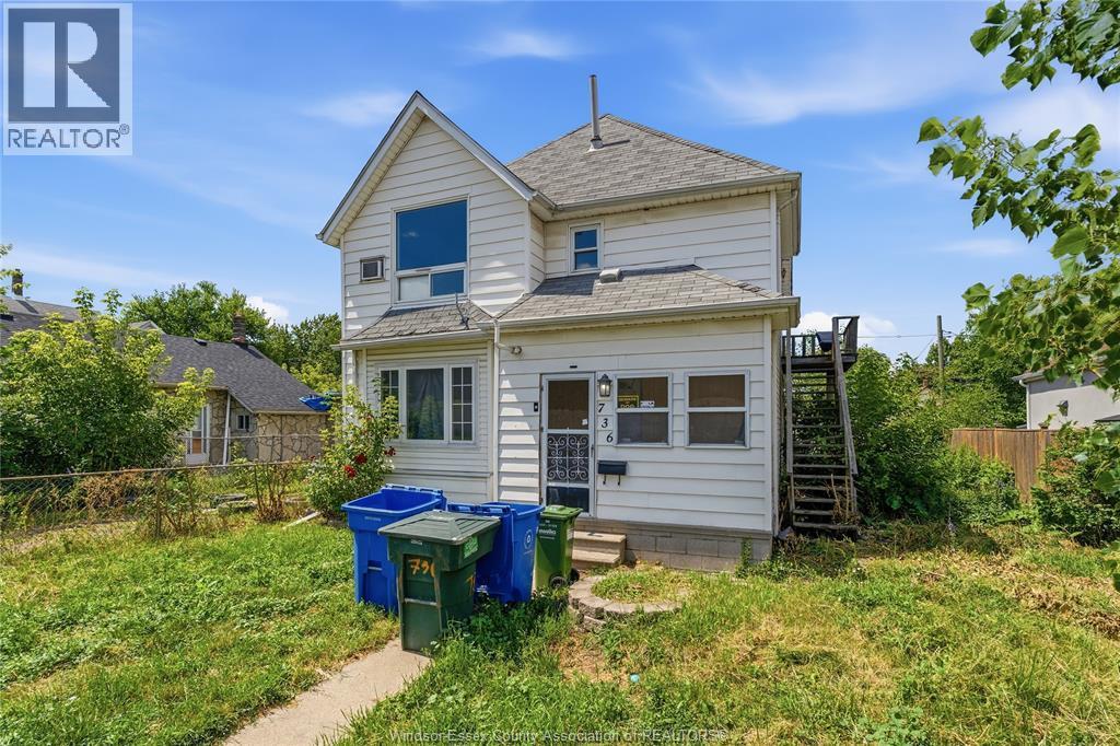 736 Brant Street, Windsor — photograph 2