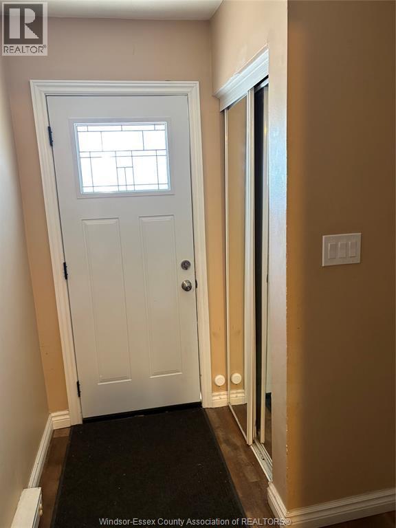 6266 Thornberry Crescent, Windsor — photograph 2