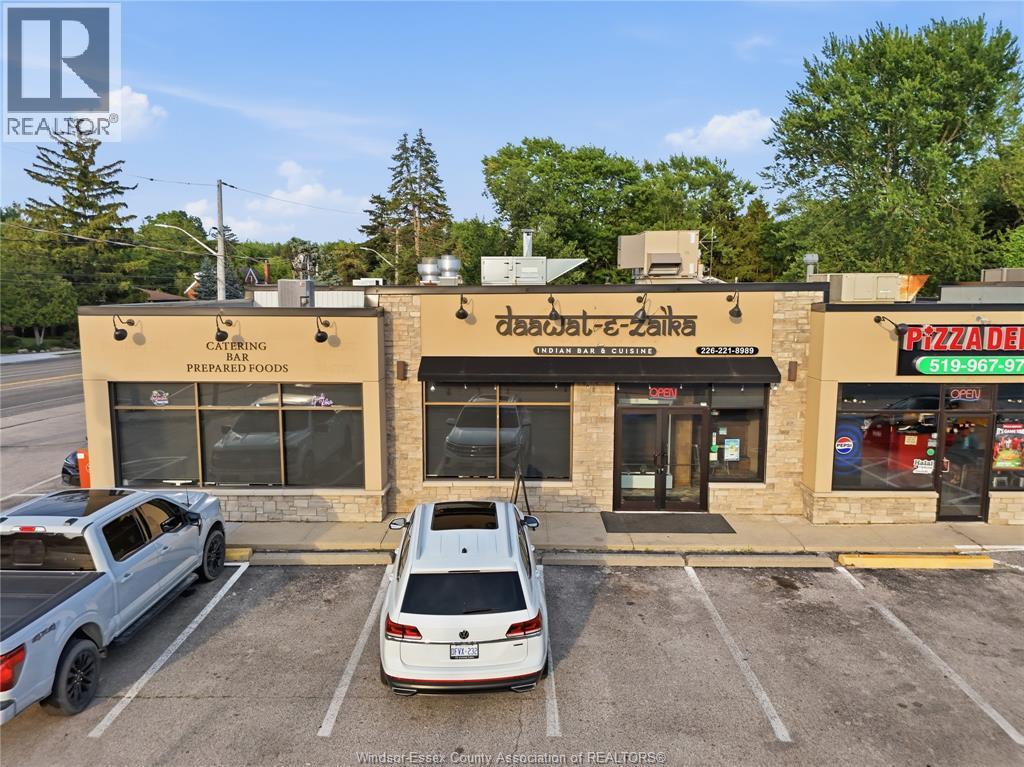 4300 Howard, Windsor — photograph 2