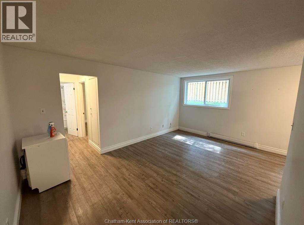 1-bedroom Single Family at 89 Sheldon Avenue #22, Chatham — photograph 3