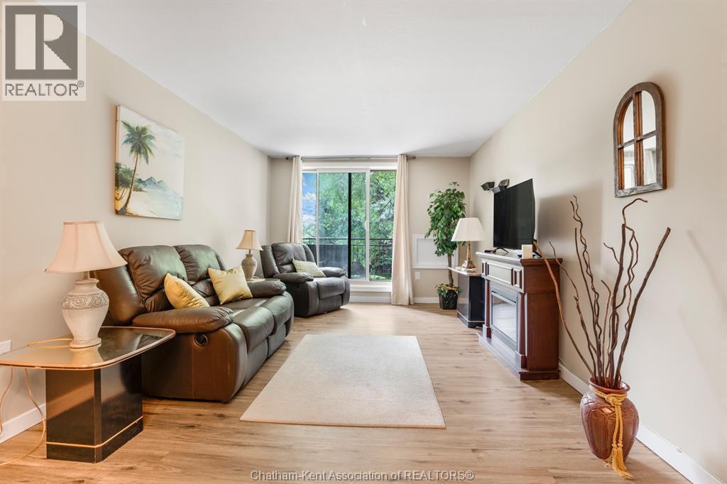 Single Family — 150 Park Avenue, Chatham, Ontario