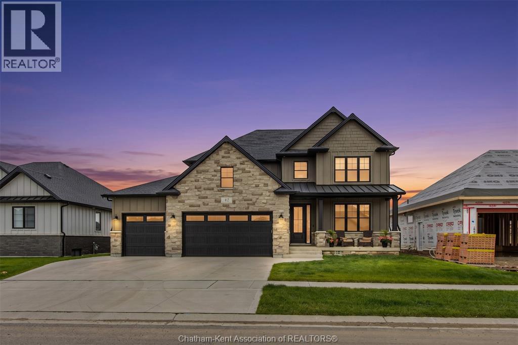 Single Family — 42 Rosewood Crescent, Chatham, Ontario