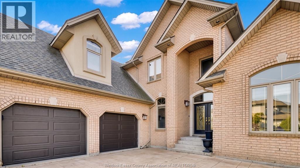 380 Shoreview Circle, Windsor — photograph 3