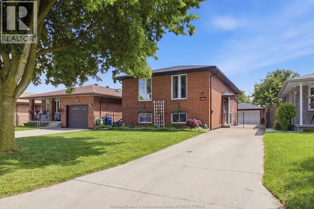 1646 Langlois Avenue, Windsor — photograph 3
