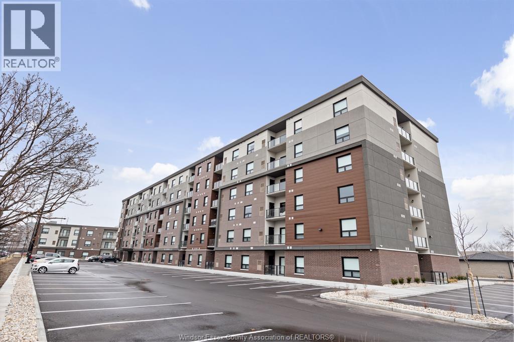 Single Family — 11870 Tecumseh Road, Tecumseh, Ontario