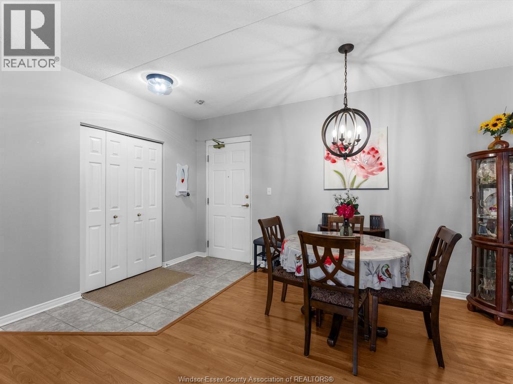 8335 Wyandotte Street #507, Windsor — photograph 2