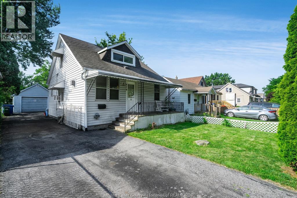 Single Family — 679 Stanley Street, Windsor, Ontario