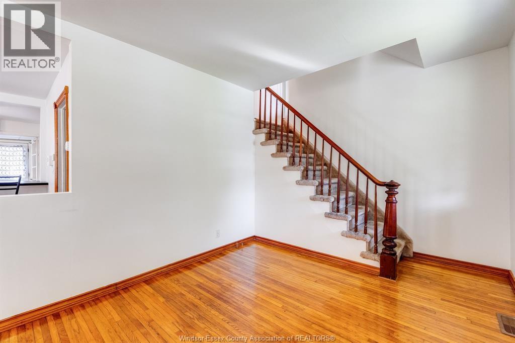 679 Stanley Street, Windsor — photograph 2