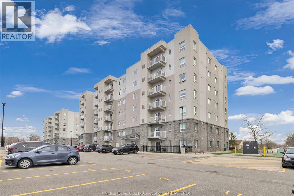 1611 Banwell Road #120, Windsor — photograph 2