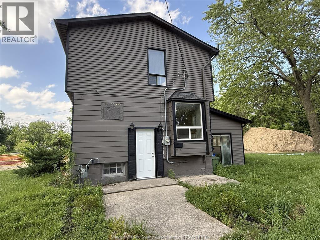 4641 Malden Road, Windsor — photograph 2