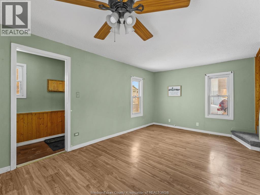 2509 Alexis Road, Windsor — photograph 3