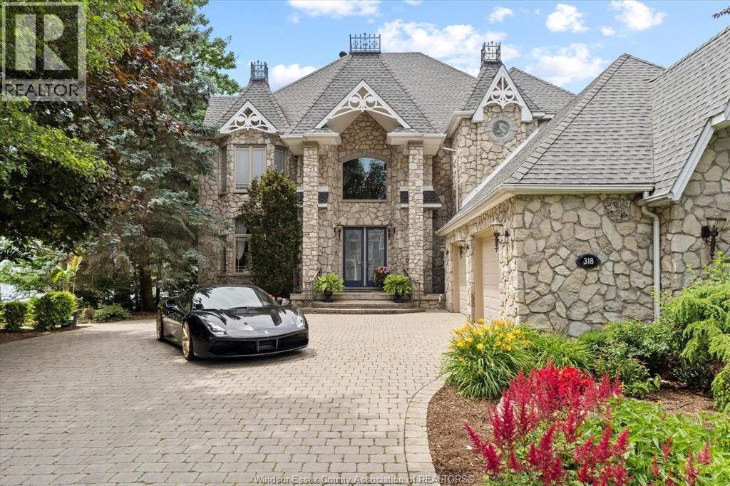 Single Family — 318 Crystal Bay Drive, Amherstburg, Ontario