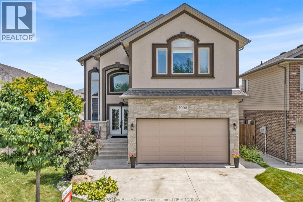 Single Family — 3000 McRobbie Crescent, Windsor, Ontario