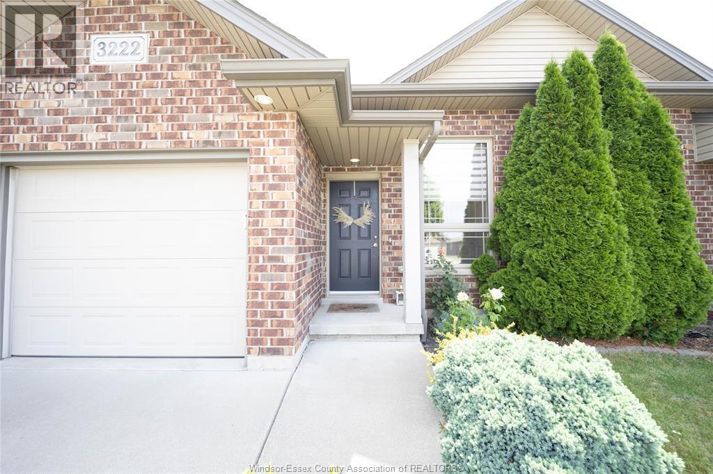 3222 Seville Avenue, Windsor — photograph 3