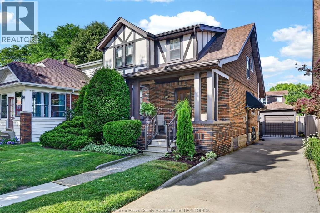 2333 Chilver, Windsor — primary photograph
