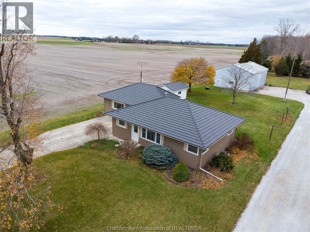 13171 Base Line, Thamesville — primary photograph