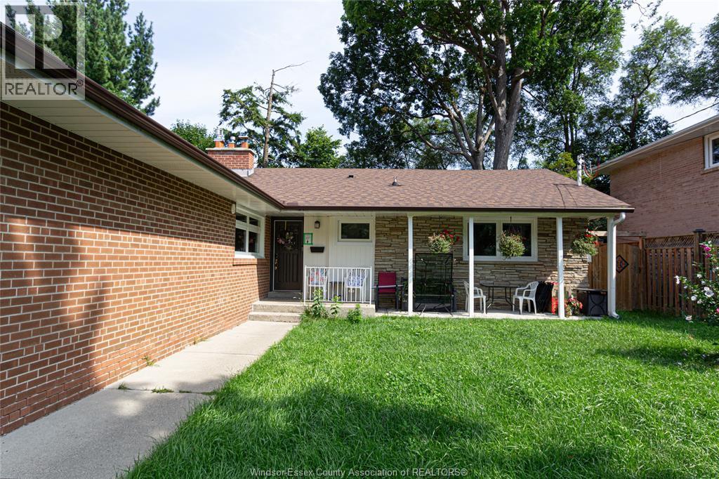 3438 Enniskillen, Mississauga — photograph 3