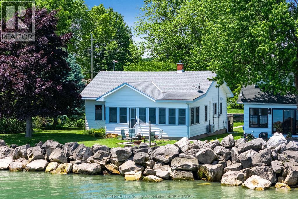 Single Family — 1263 Heritage Road, Kingsville, Ontario