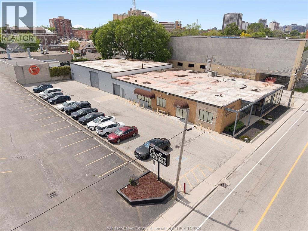 1225 McDougall, Windsor — photograph 2