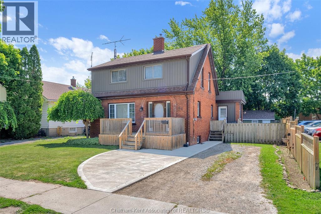 44 Alexandra Avenue, Chatham — primary photograph