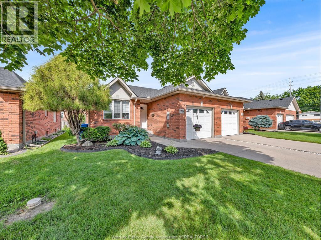 3723 Prairie Court, Windsor — photograph 3