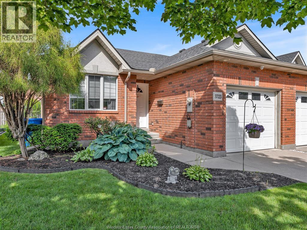 3723 Prairie Court, Windsor — primary photograph