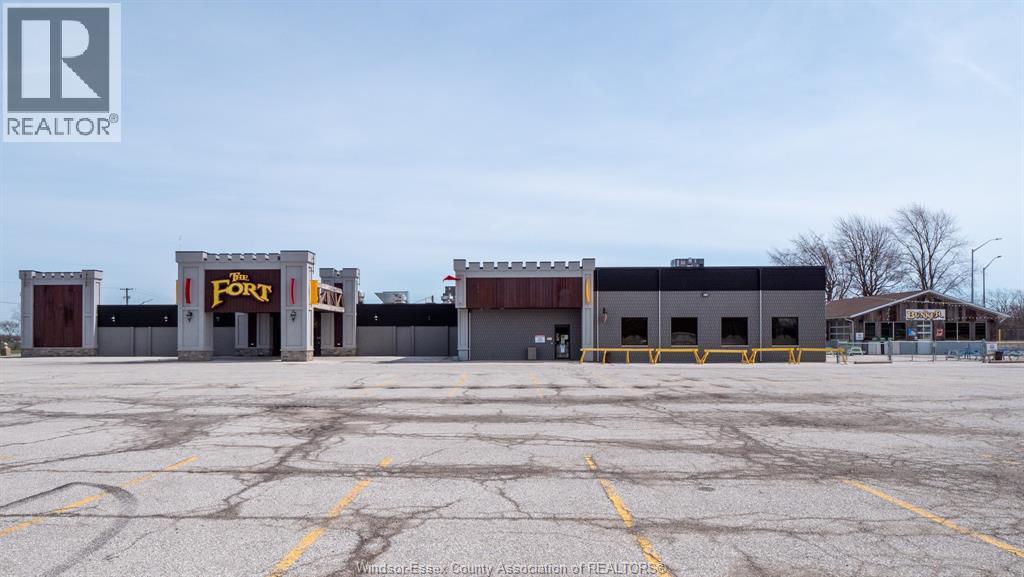 689 Texas Road, Amherstburg — photograph 3