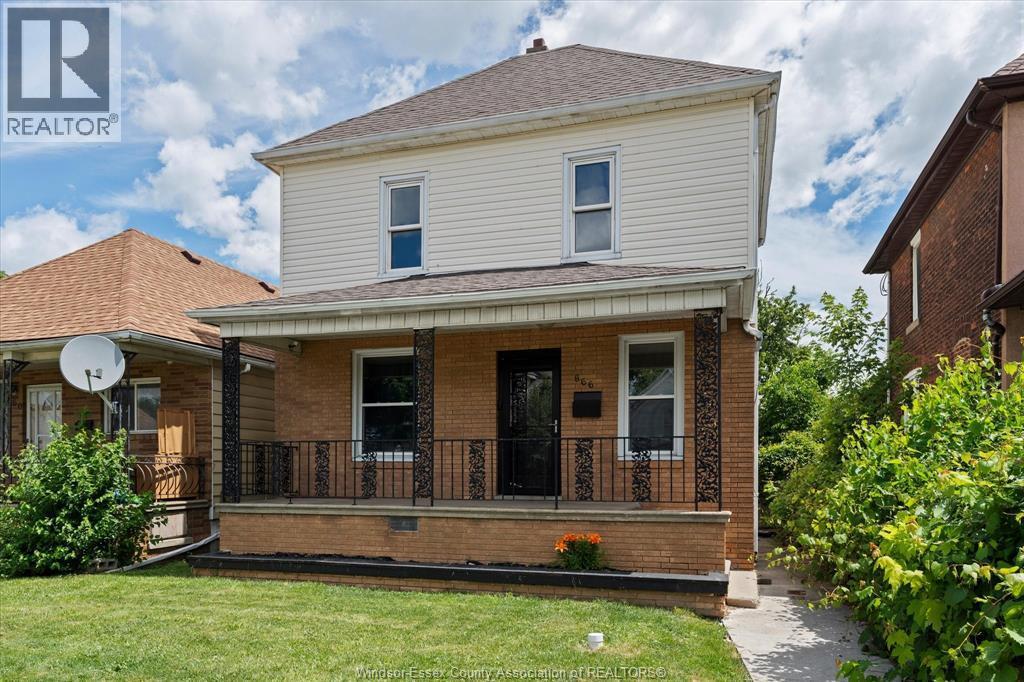 Single Family — 866 Parent Avenue, Windsor, Ontario