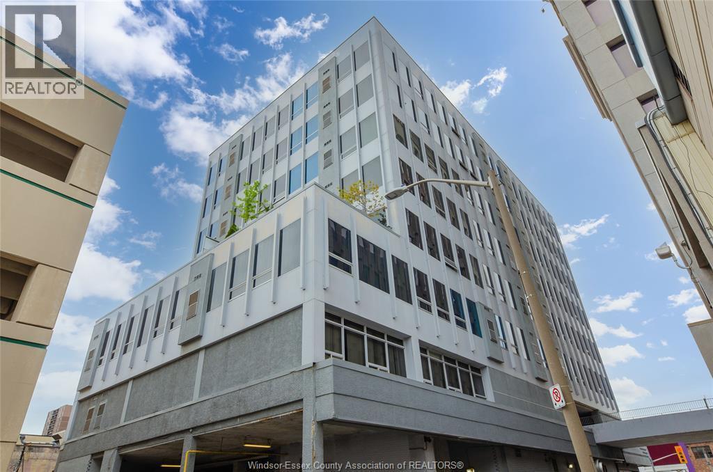 2-bedroom Single Family at 540 Ouellette Avenue #5B, Windsor — photograph 3