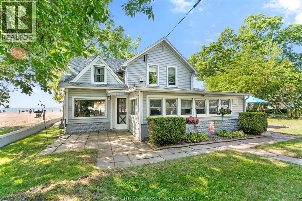 1031 Heritage Road, Kingsville — photograph 2