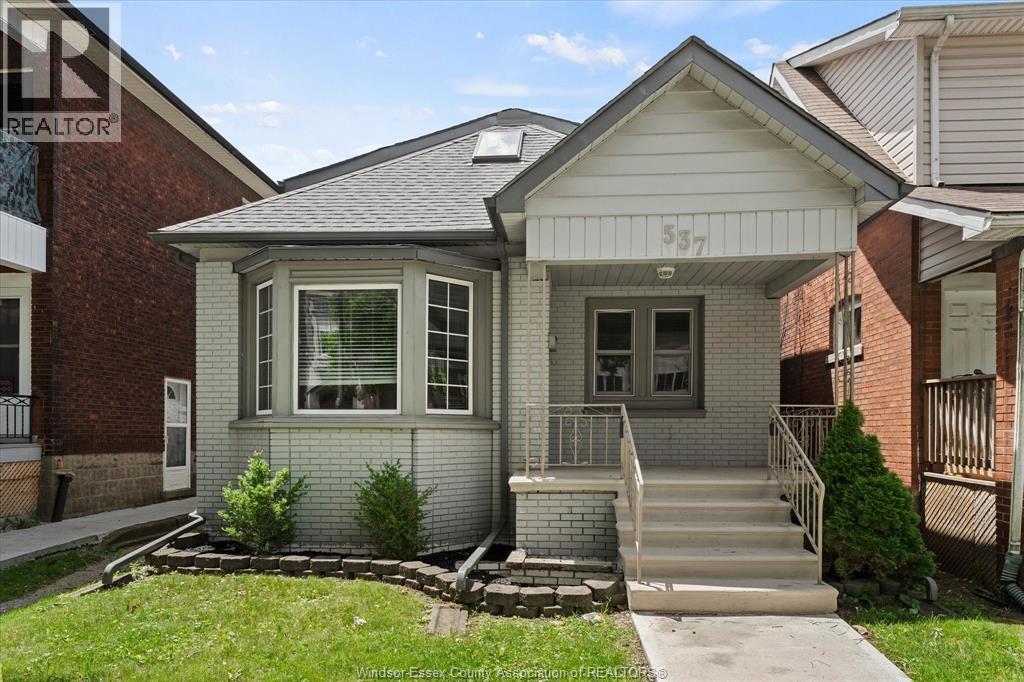 Single Family — 537 McEwan Avenue, Windsor, Ontario