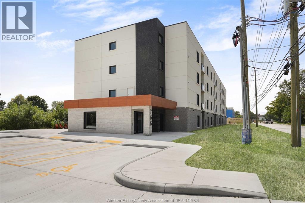 Single Family — 705 Grand Marais, Windsor, Ontario