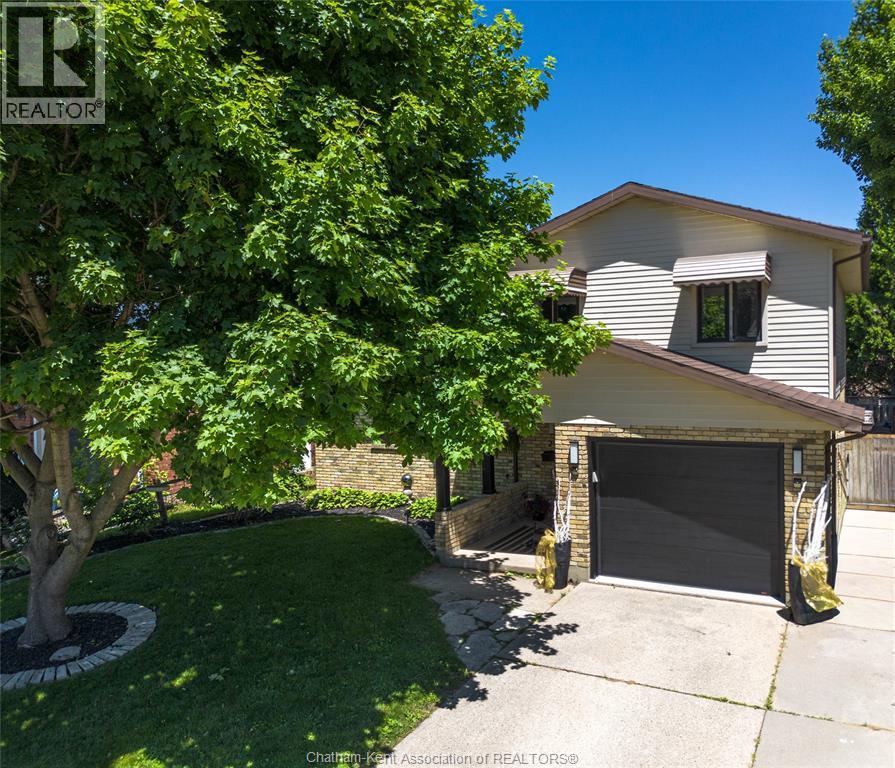 Single Family — 23 Argyle Crescent, Chatham, Ontario