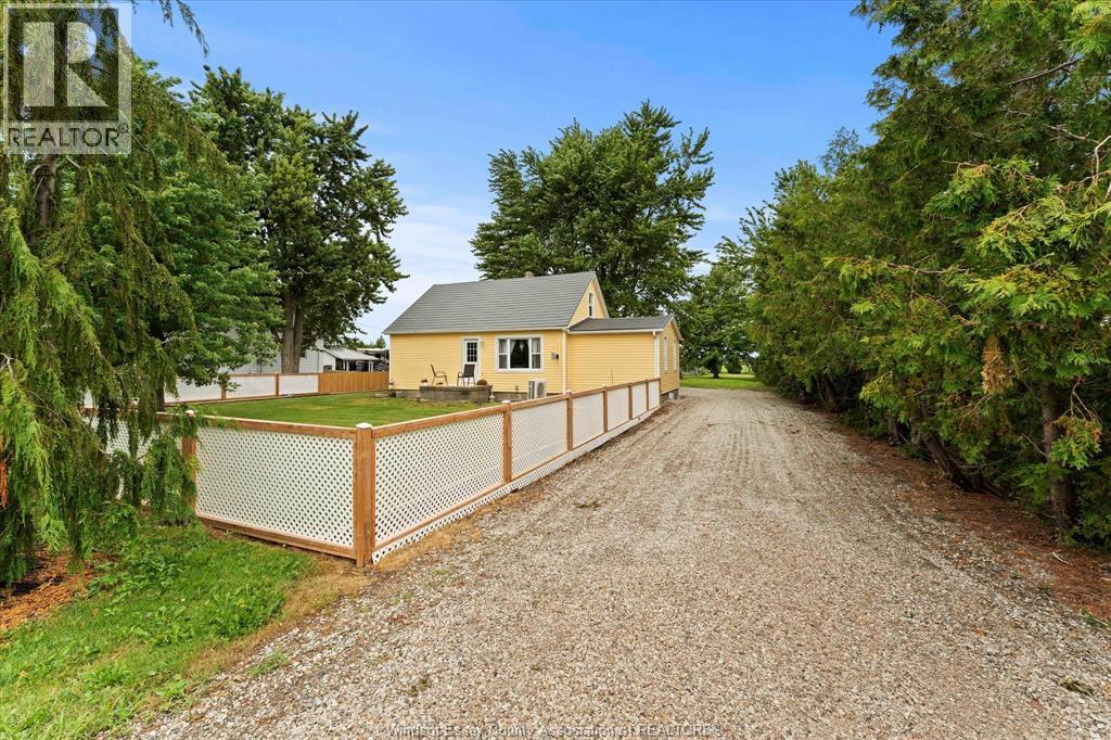 9755 Gracey Sideroad, Comber — photograph 2