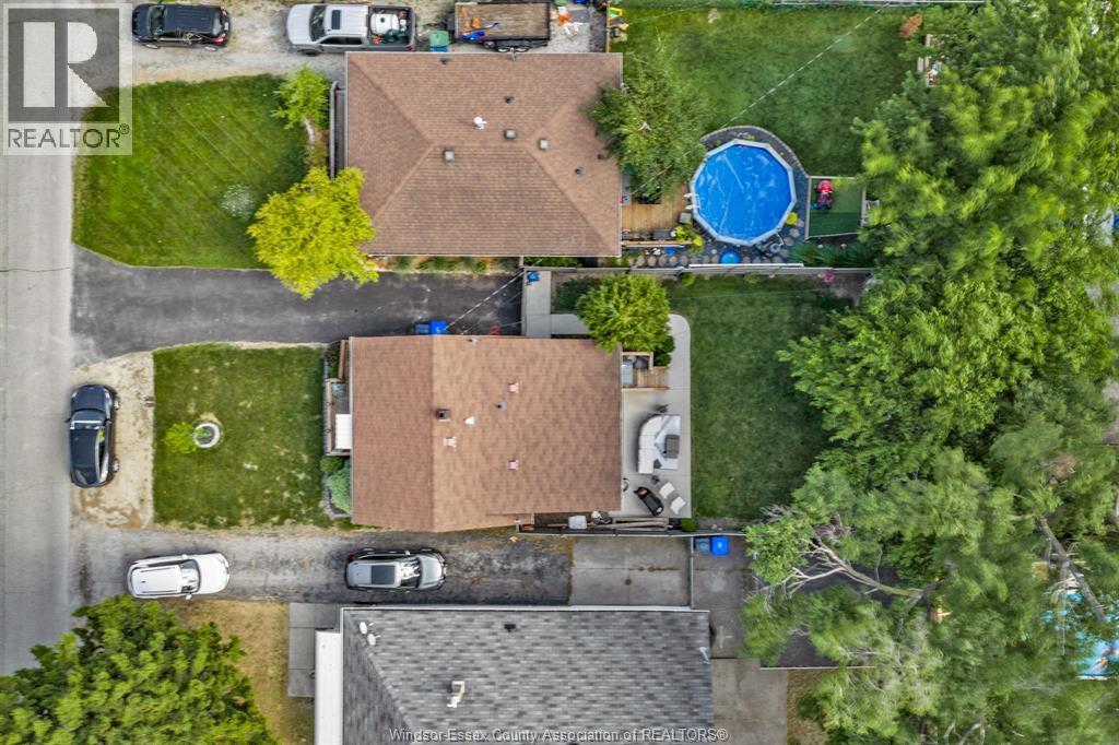 2575 Meighen Road, Windsor — photograph 2