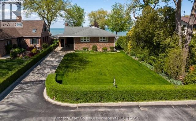 Single Family — 13942 Riverside Drive, Tecumseh, Ontario