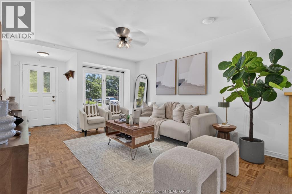 2315 Charl Avenue, Windsor — photograph 3