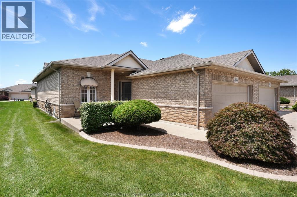 5925 Ballantrae Crescent #68, Windsor — primary photograph