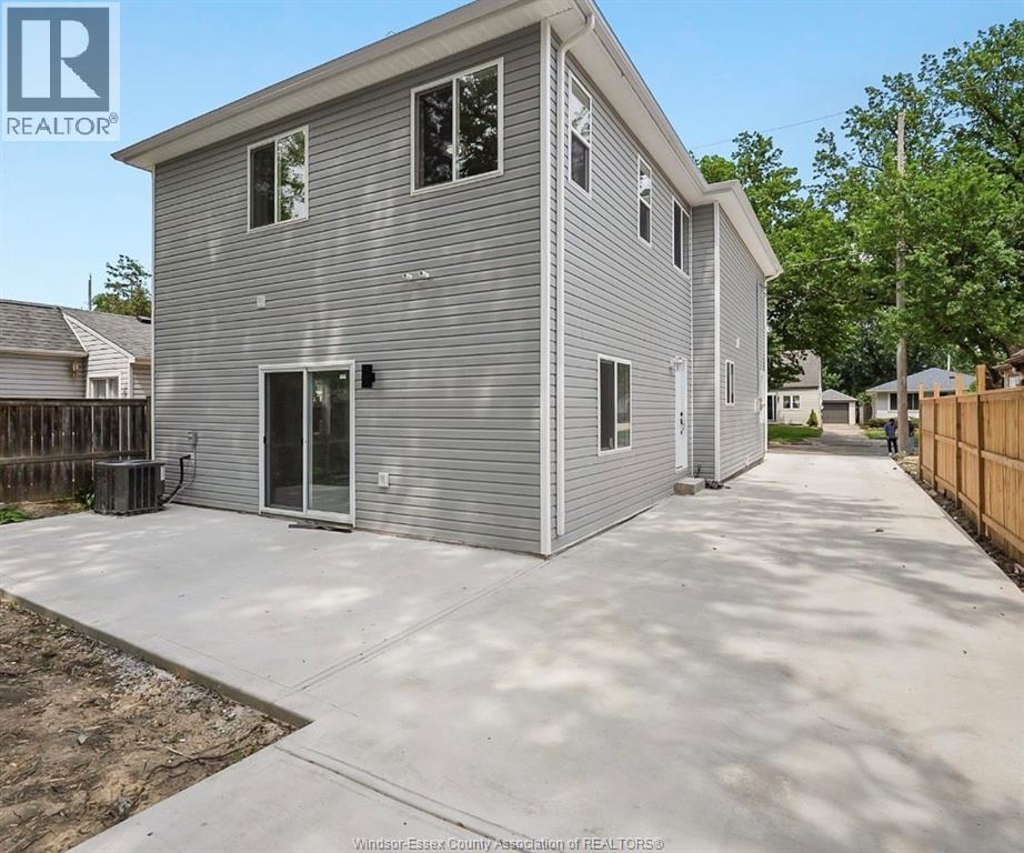 Single Family — 1979 Buckingham, Windsor, Ontario