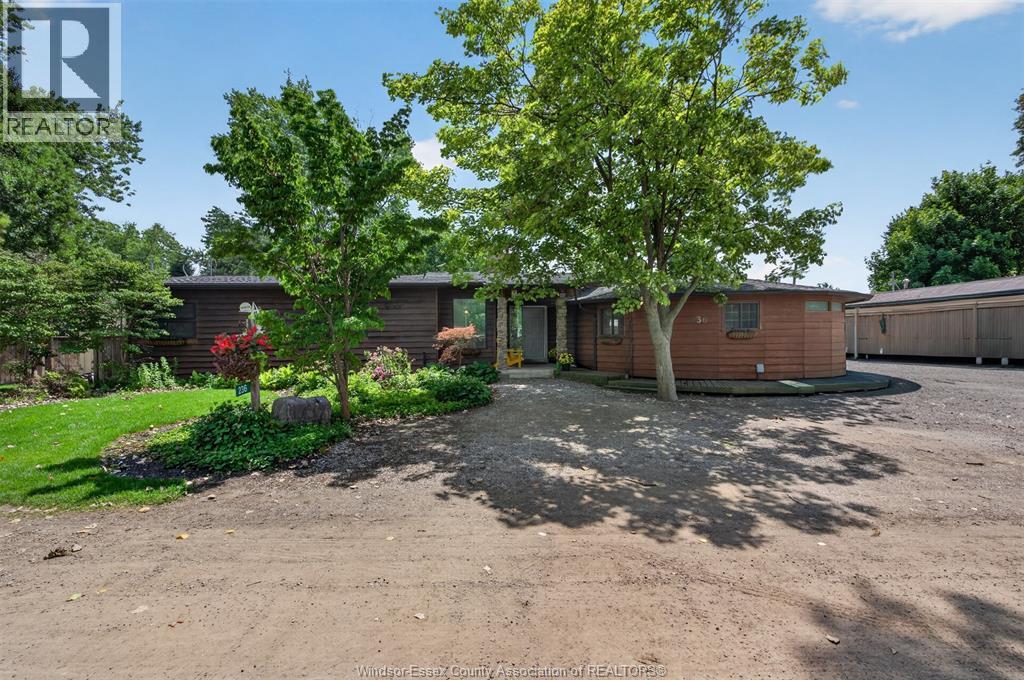 236 Deerbrook Drive, Lakeshore — photograph 2