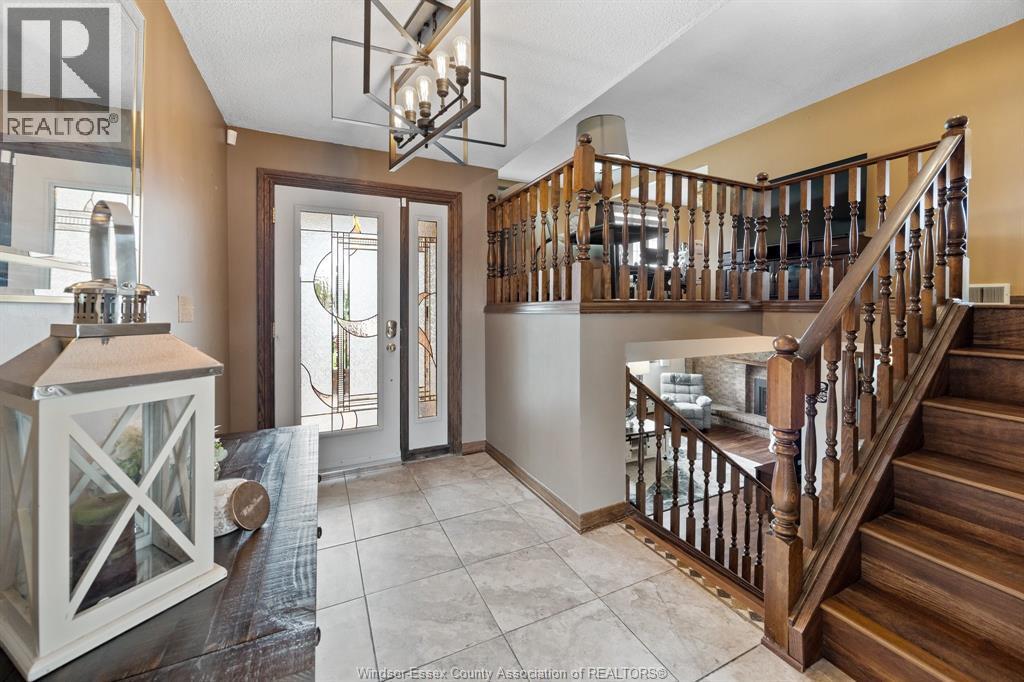 1251 Huntwick Place, LaSalle — photograph 3