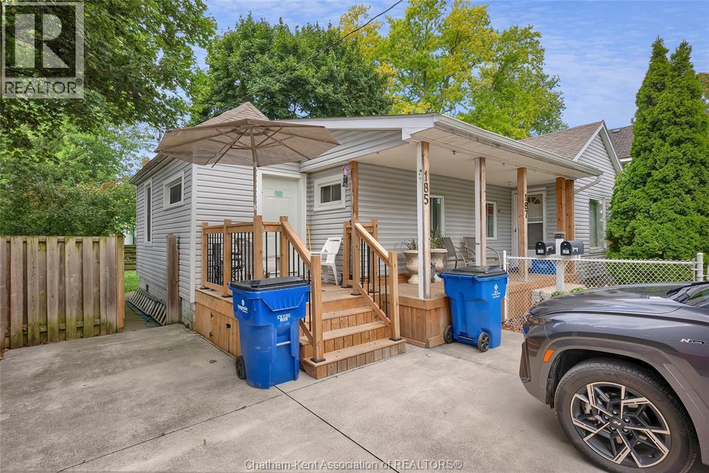 Multi-family — 185 Thames Street, Chatham, Ontario