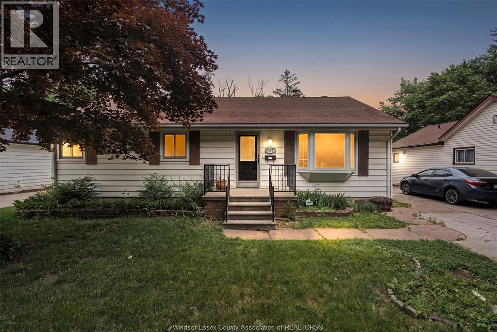 2032 Ford Boulevard, Windsor — primary photograph