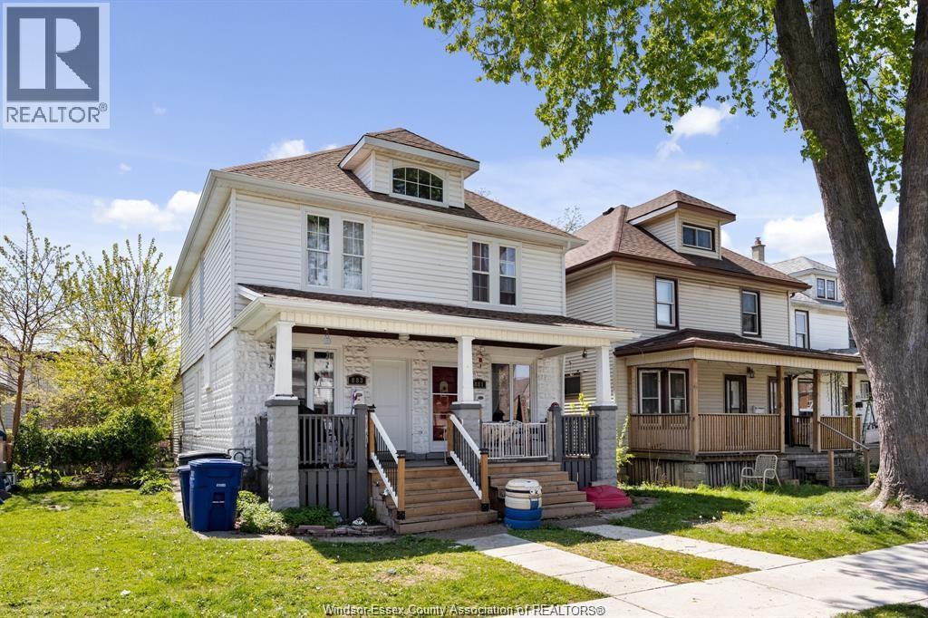 Multi-family — 881-883 Marion Avenue, Windsor, Ontario