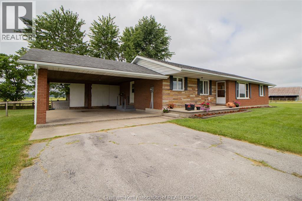 3-bedroom Single Family at 12825 Graham Road, West Lorne — photograph 2