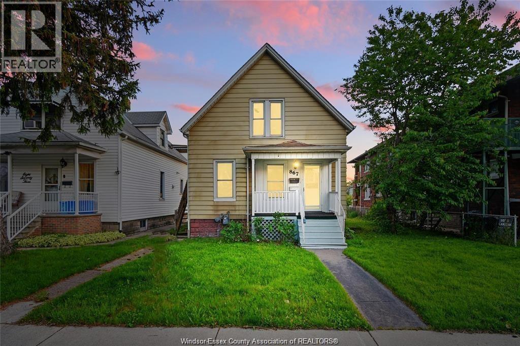 Single Family — 867 Langlois, Windsor, Ontario