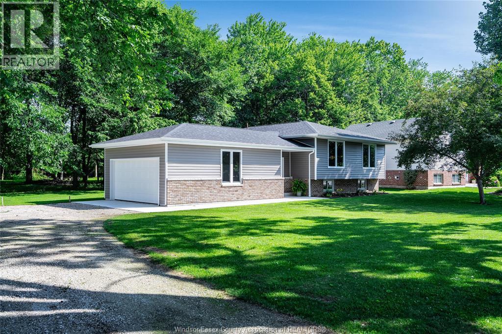Single Family — 332 Heritage Road, Kingsville, Ontario