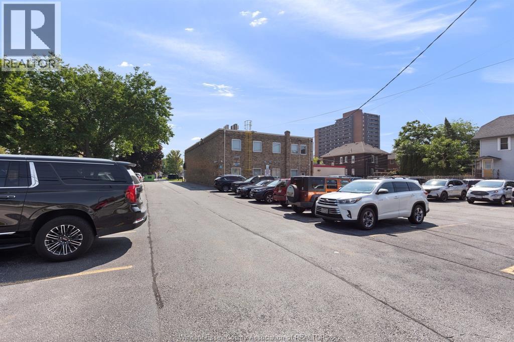 1361 Ouellette Avenue #200, Windsor — photograph 3